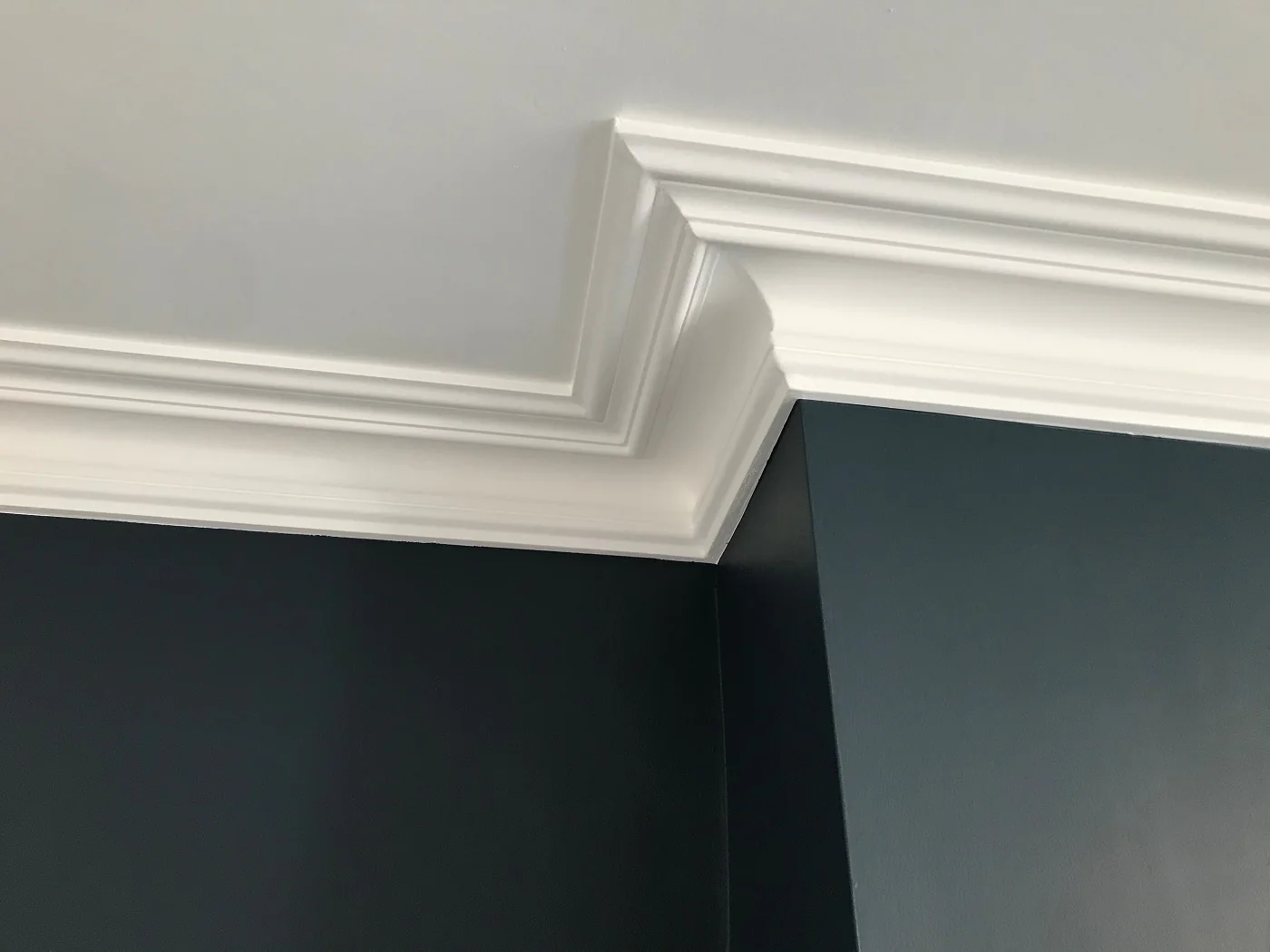 DM3069 Coving Late Victorian Edwardian Cornicing (Ceiling 160mm x Wall 90mm) - Image 4