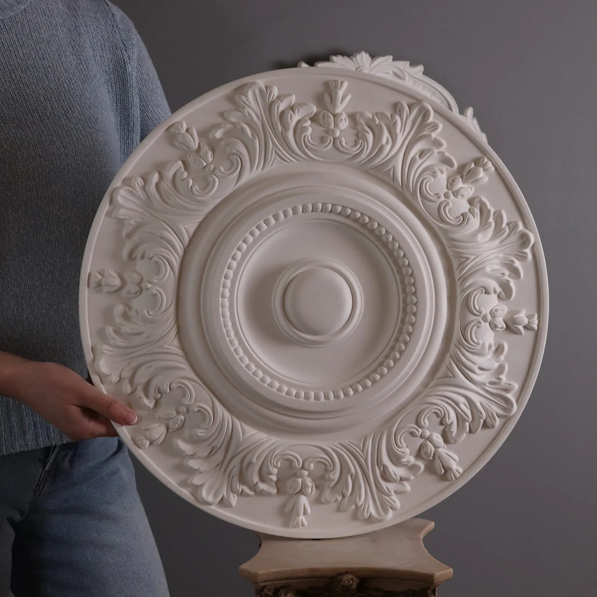 DM4050 Victorian Plaster Ceiling Rose 500mm - Image 2