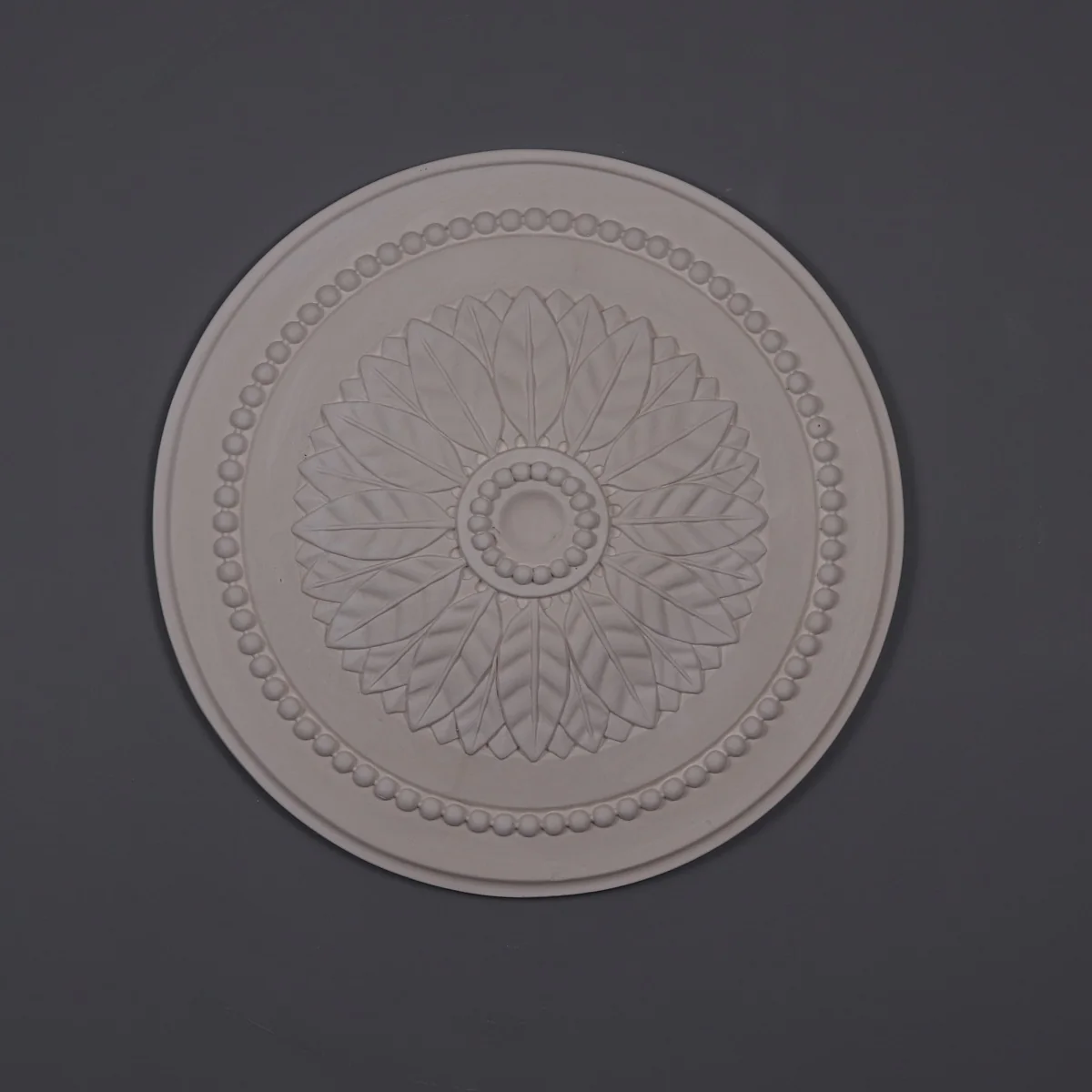 DM4052 Victorian Plaster Ceiling Rose 320mm