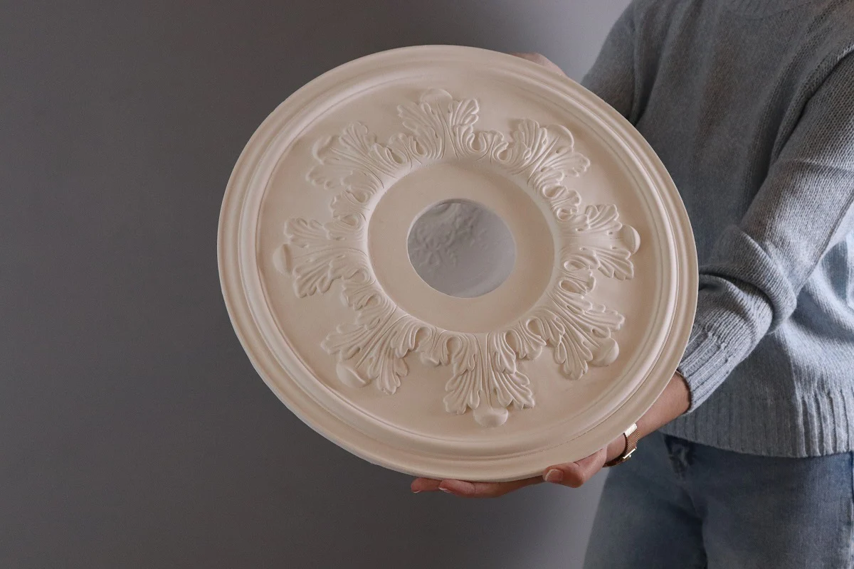 DM4053 Victorian Plaster Ceiling Rose 410mm - Image 2