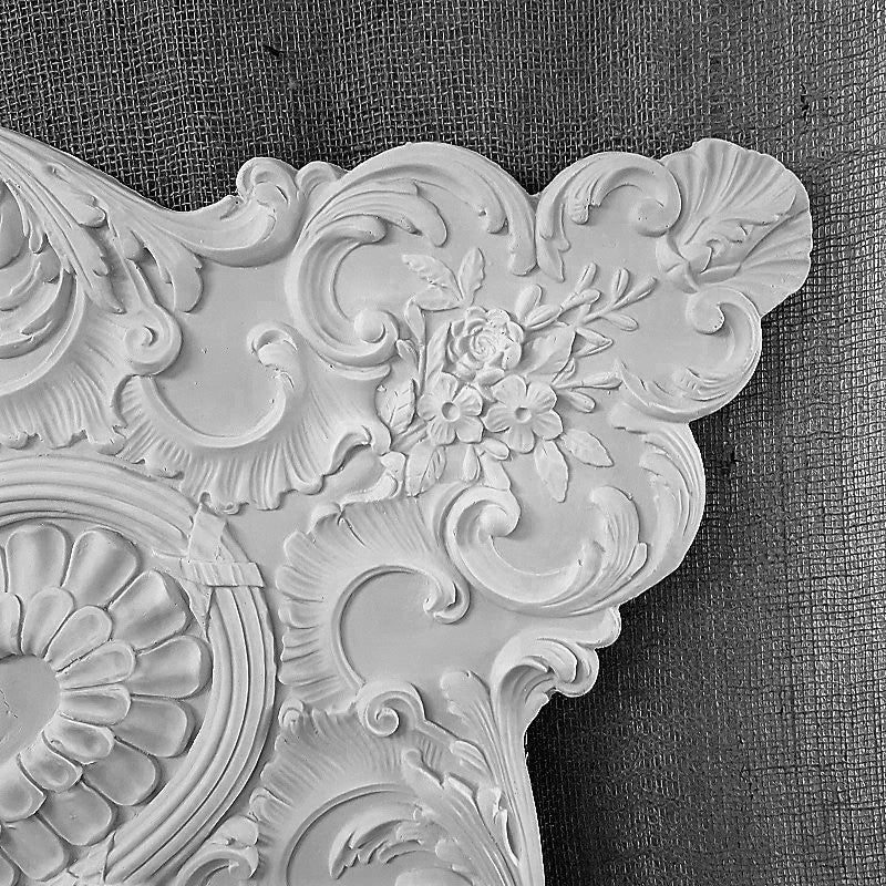 DM4084 Victorian Plaster Ceiling Rose 1100mm - Image 3