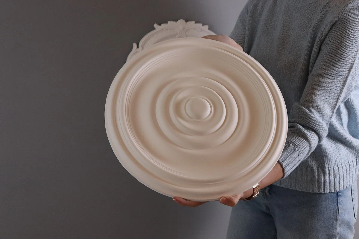 DM7011 Victorian Edwardian Plaster Ceiling Rose 380mm - Image 2